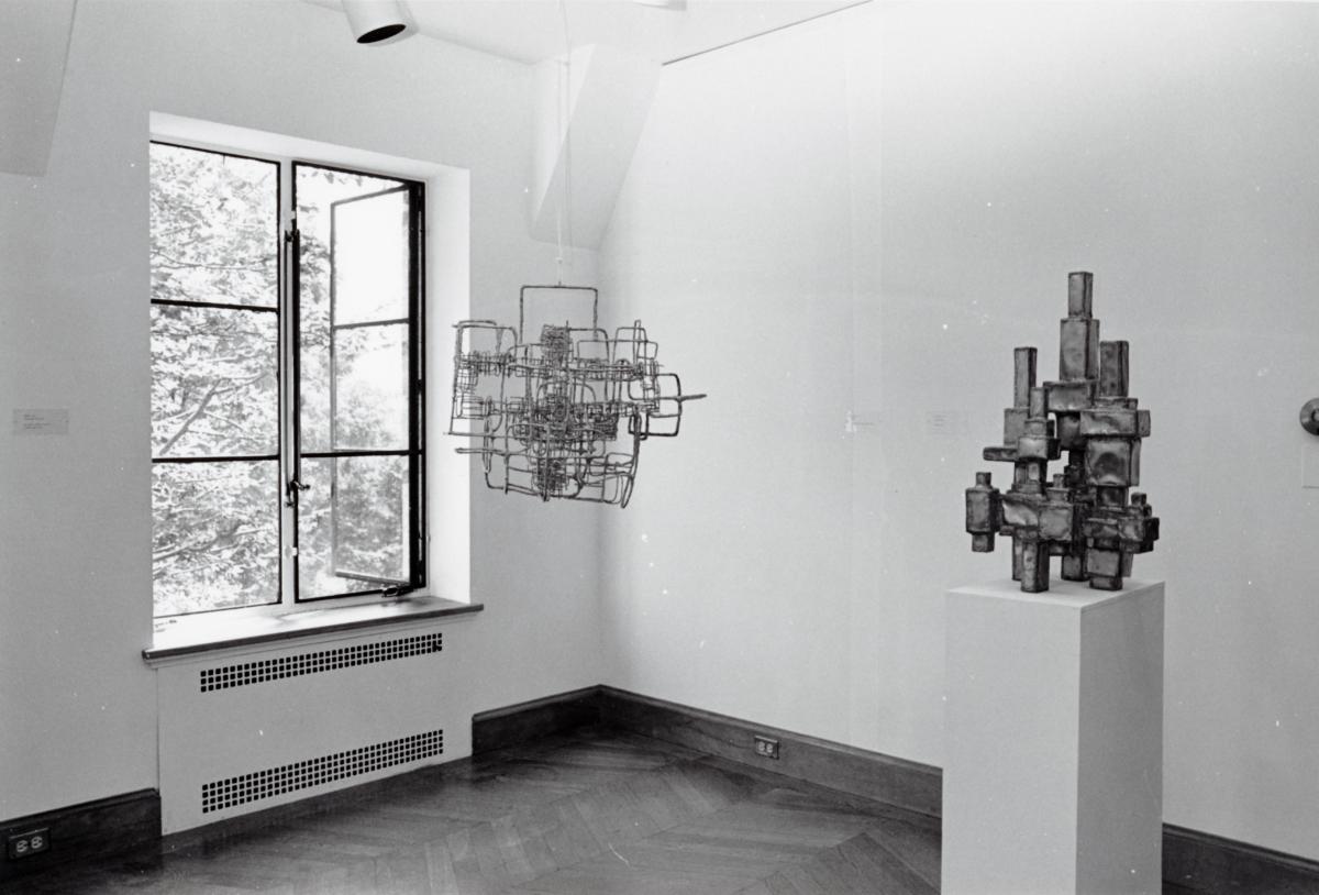 Ibram Lassaw, <em>Continuum</em>, 1977 and Set of Seven, 1977 (installation view, 1978)