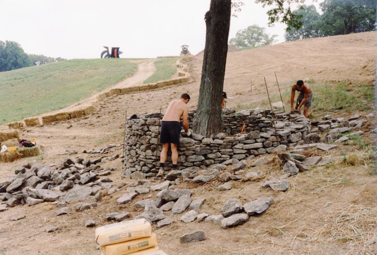 Builiding of Tree Well, 1997