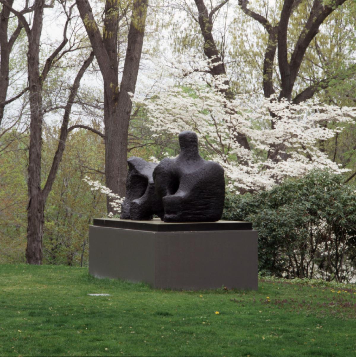 Henry Moore, <em>Working Model for UNESCO Reclining Figure, </em>1957-58 (installation view)