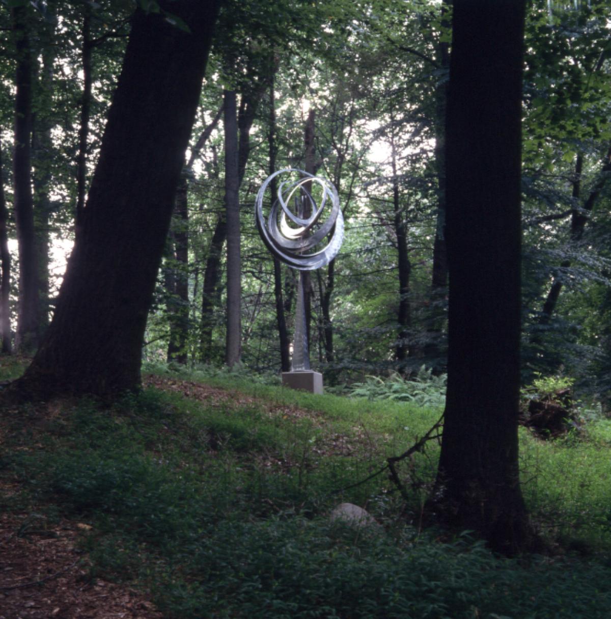 Jerome Kirk, <em>Orbit, </em>1972 (installation view)