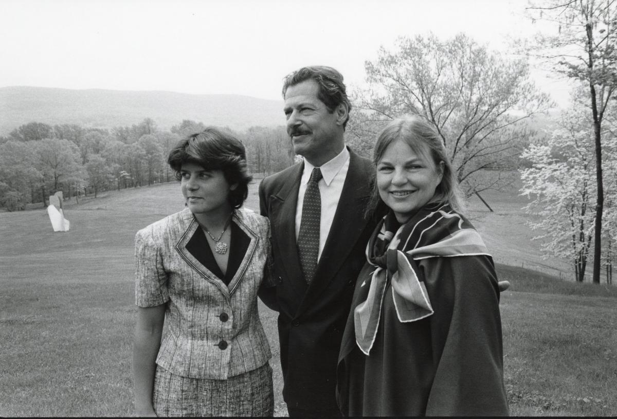 Beatrice Stern, H. Peter Stern, Dr. Margaret Johns, Storm King Art Center, 1984