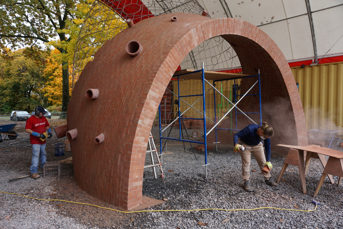 Installation in progress of <em>Lookout,&nbsp;</em>Martin Puryear&#39;s new permanent commission for Storm King Art Center