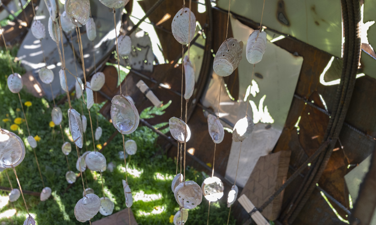 Saif Azzuz, <em>weych-pues / t&agrave;kh&ograve;ne (where the rivers meet)</em>&nbsp;(2026), (installation view)